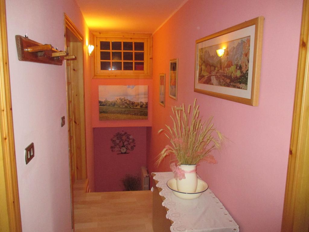 Belvilla By Oyo Graceful Apartment With Garden Petrella Guidi Bagian luar foto