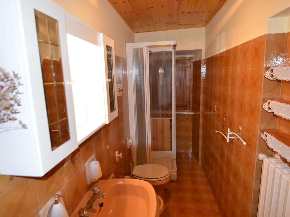 Belvilla By Oyo Graceful Apartment With Garden Petrella Guidi Bagian luar foto
